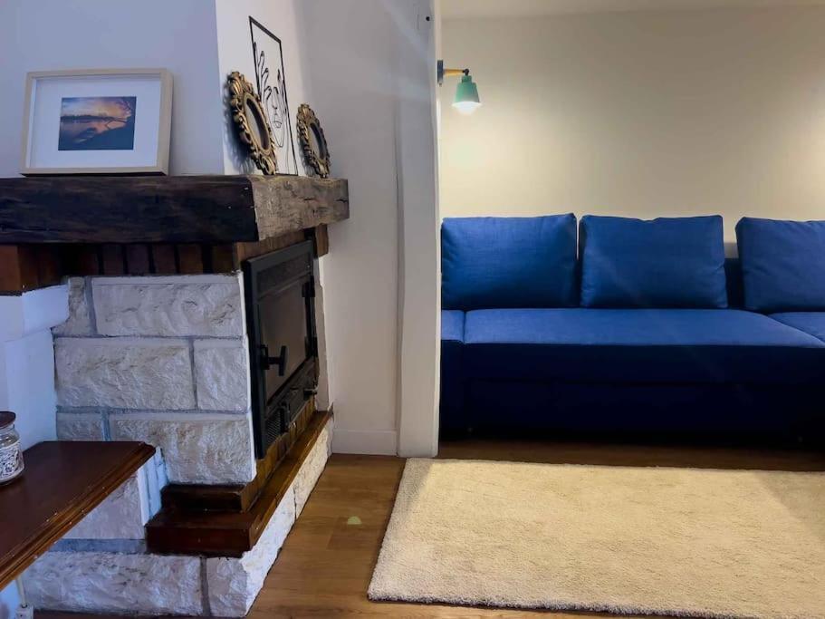 Maison Semi-Troglodyte Avec 4 Velos Rochecorbon Exterior foto